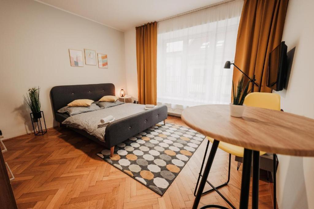 Citybeat Apartments, 400M From The Square Pilzno Zewnętrze zdjęcie