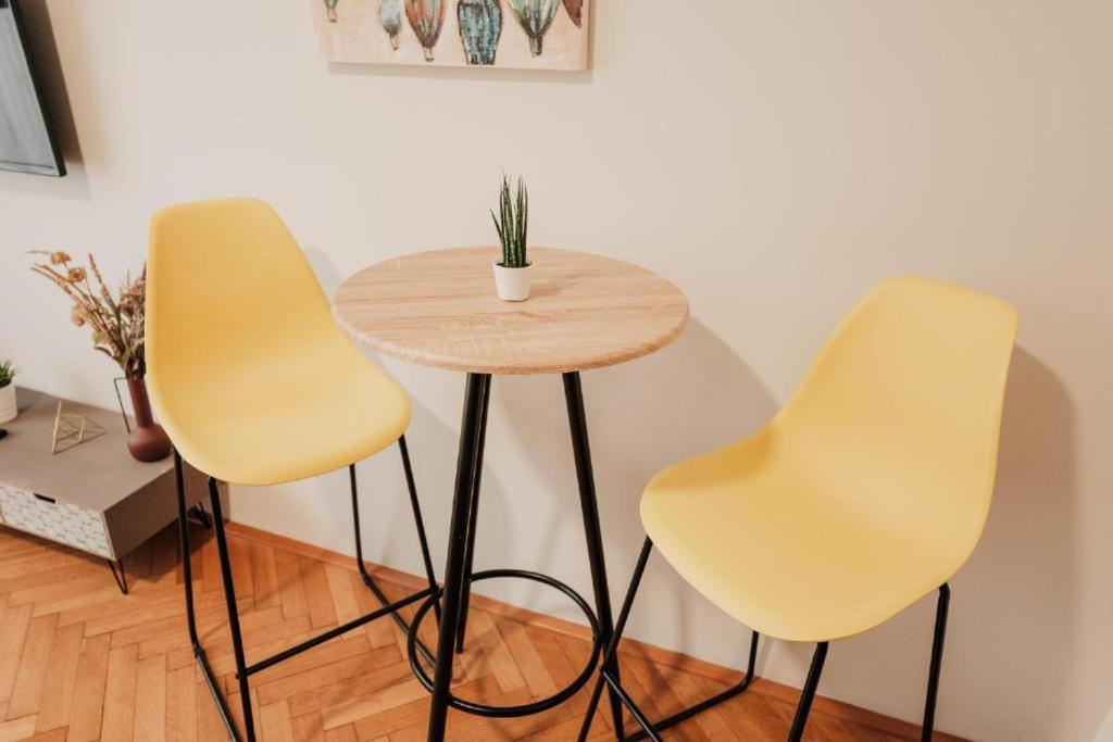 Citybeat Apartments, 400M From The Square Pilzno Zewnętrze zdjęcie