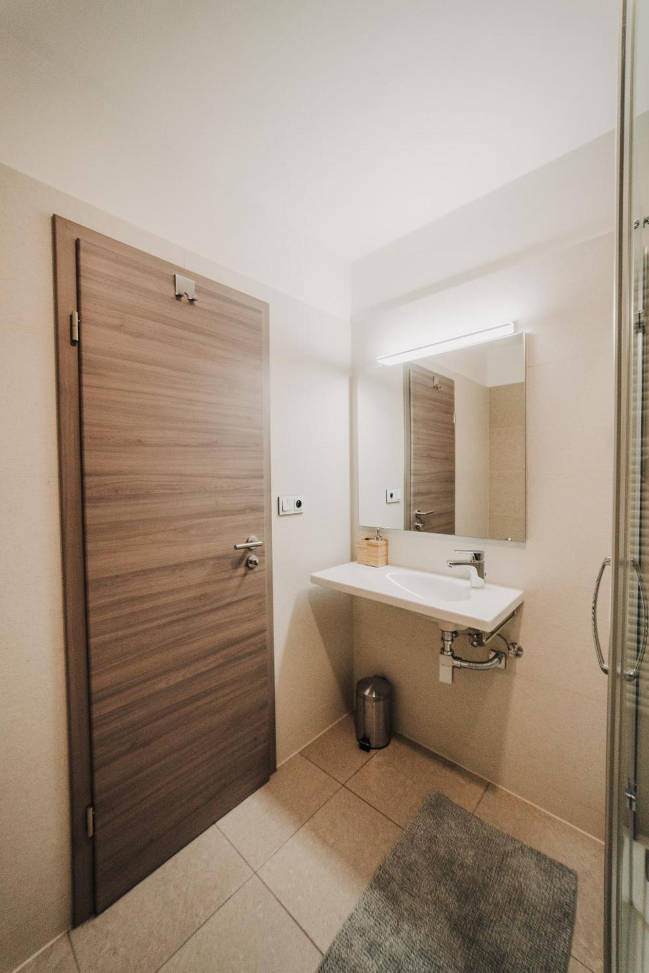 Citybeat Apartments, 400M From The Square Pilzno Zewnętrze zdjęcie