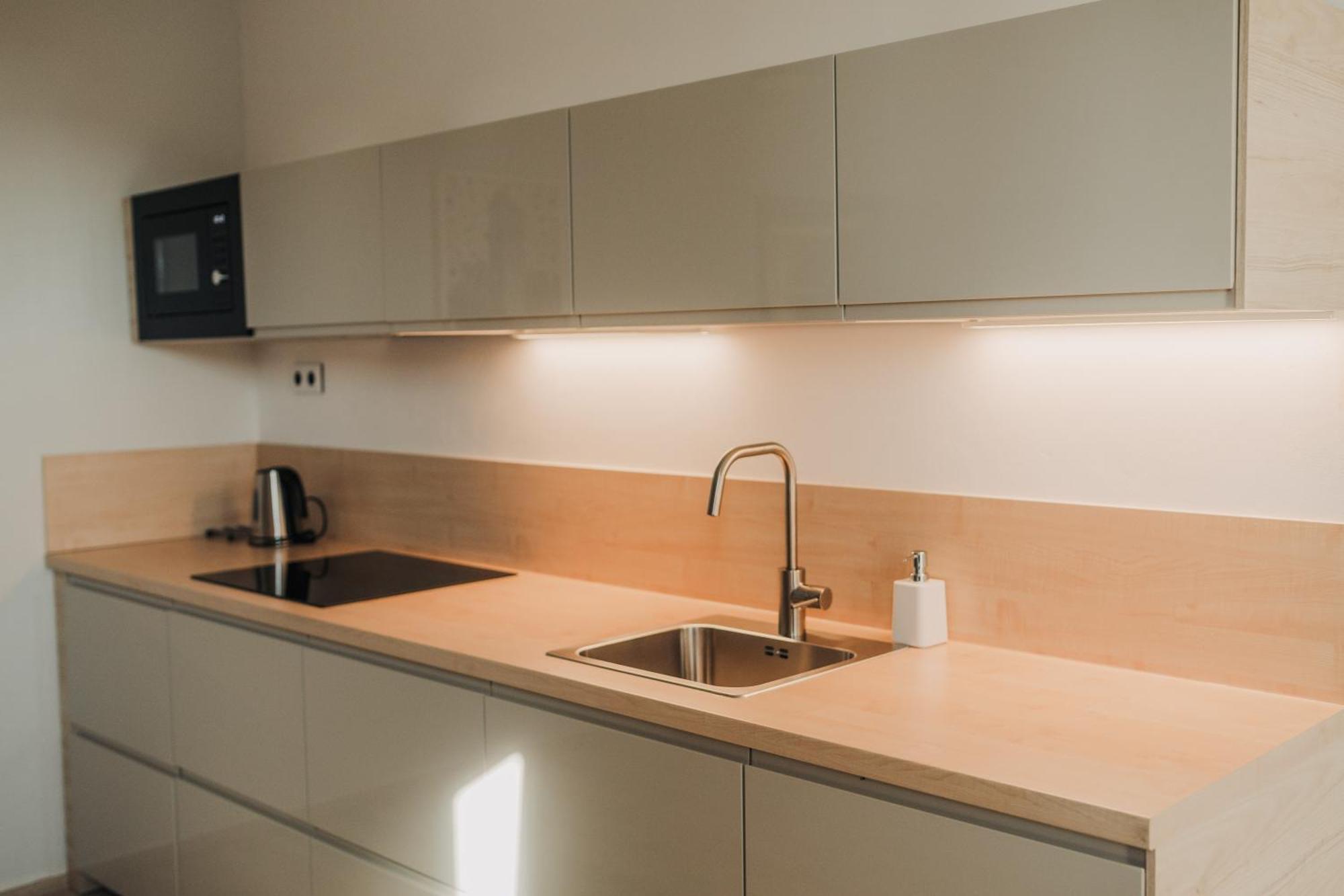 Citybeat Apartments, 400M From The Square Pilzno Zewnętrze zdjęcie
