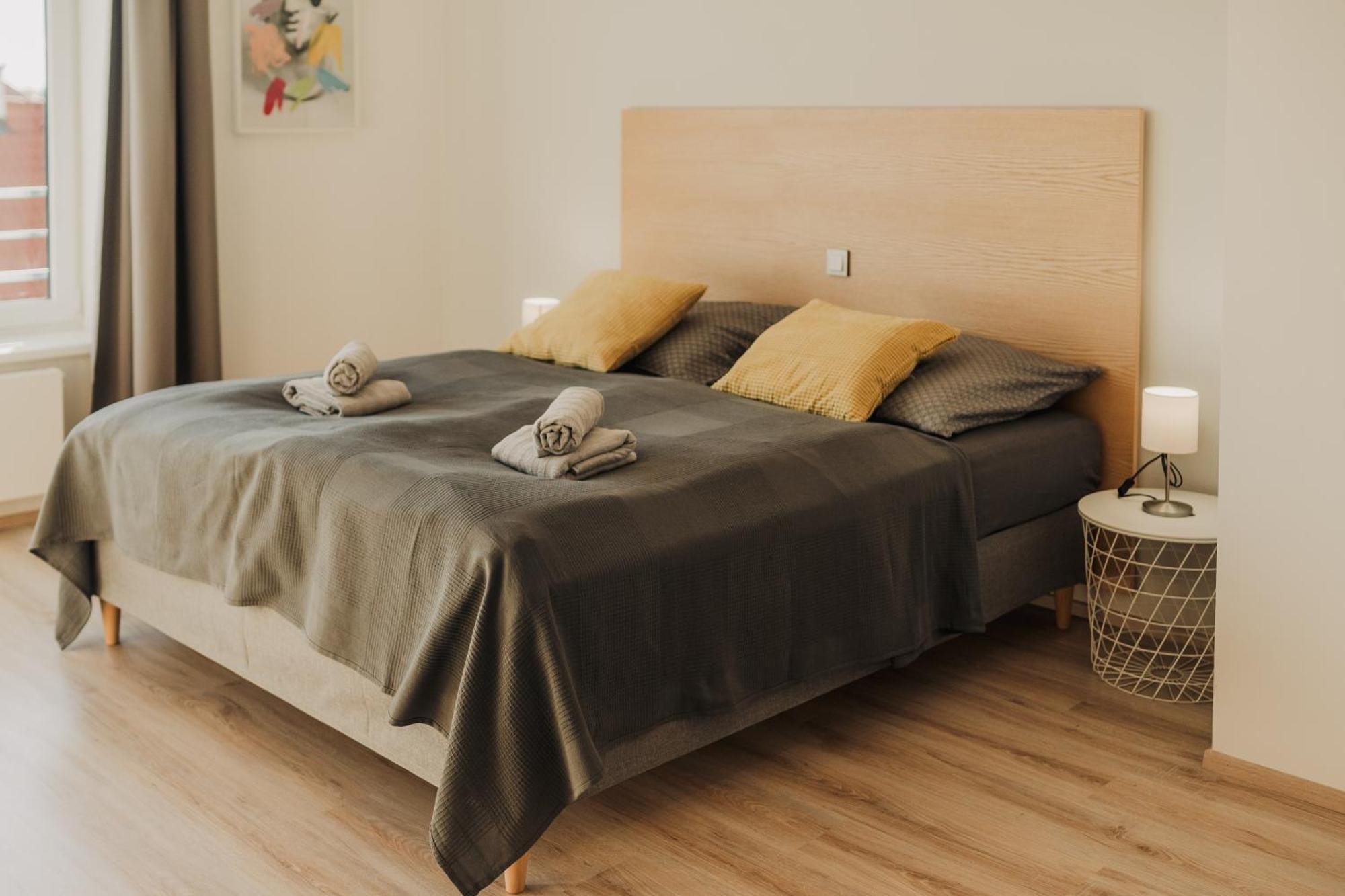 Citybeat Apartments, 400M From The Square Pilzno Zewnętrze zdjęcie
