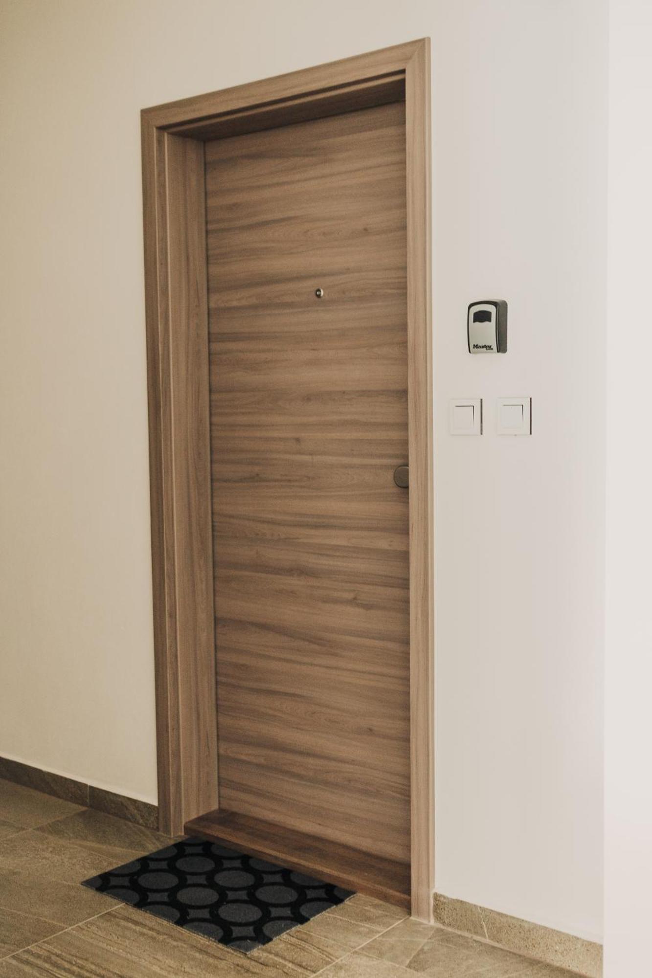Citybeat Apartments, 400M From The Square Pilzno Zewnętrze zdjęcie