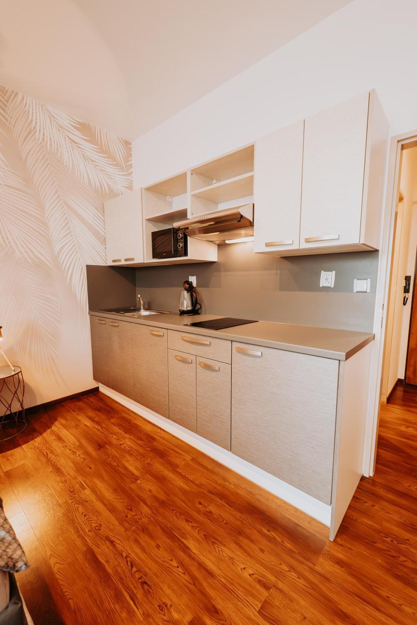 Citybeat Apartments, 400M From The Square Pilzno Zewnętrze zdjęcie